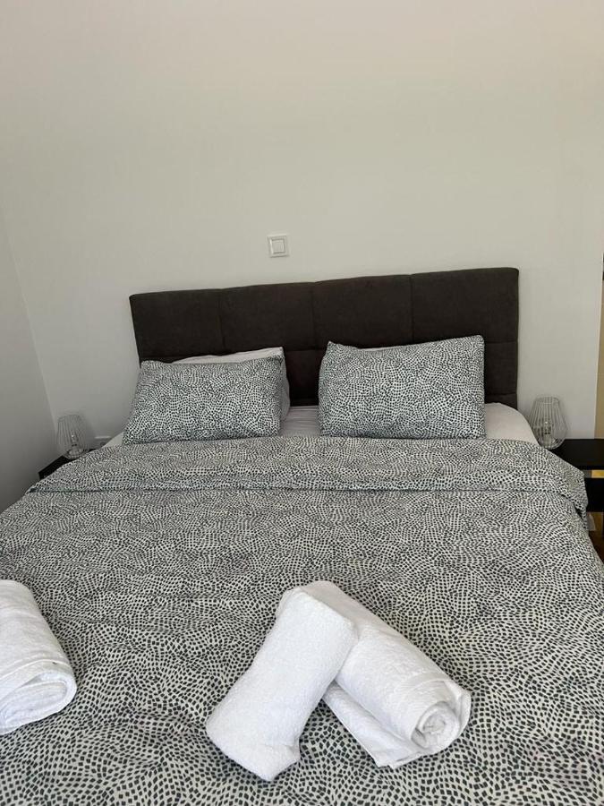 Gemini Apartment