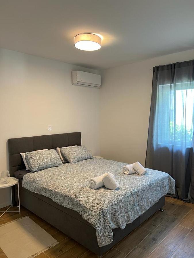 Gemini Apartment