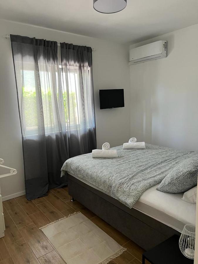 Gemini Apartment